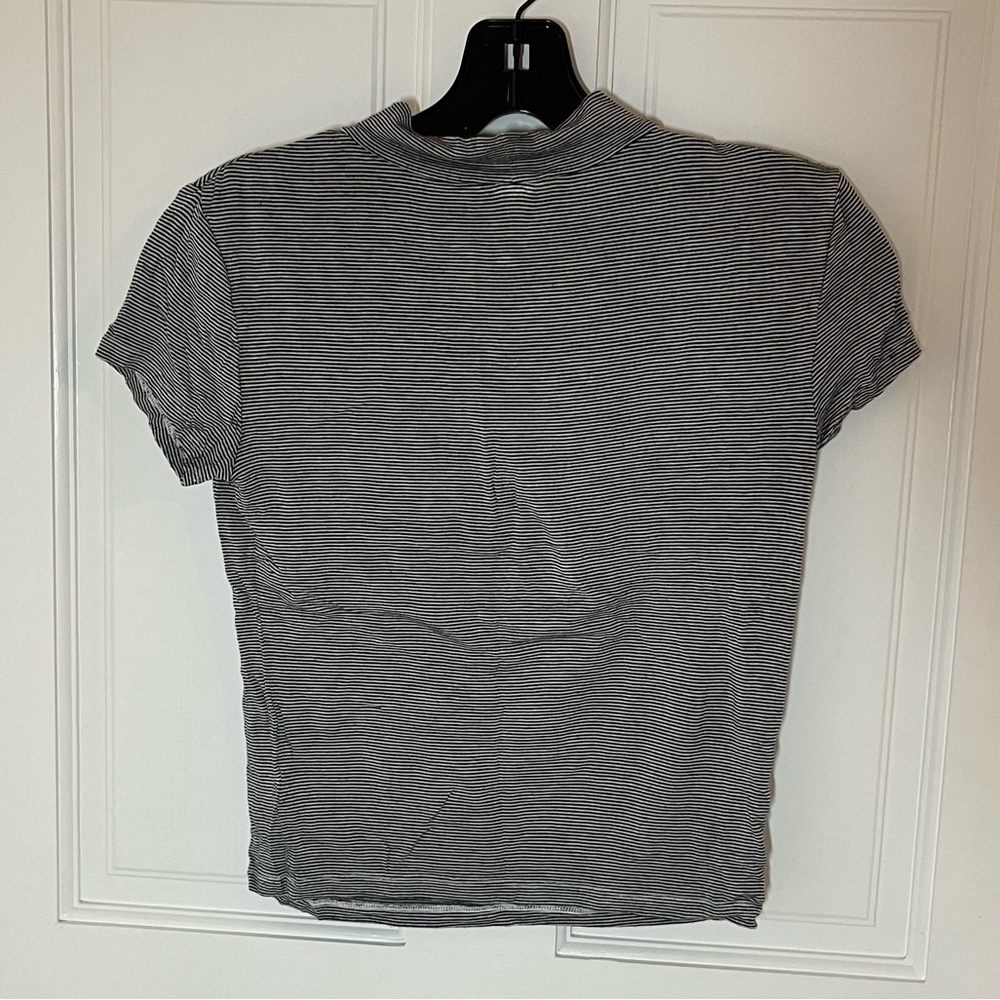 Black White Stripe Mock Neck Short Sleeve Shirt